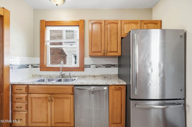2668 Sherbrooke Road, Toledo, OH 43606