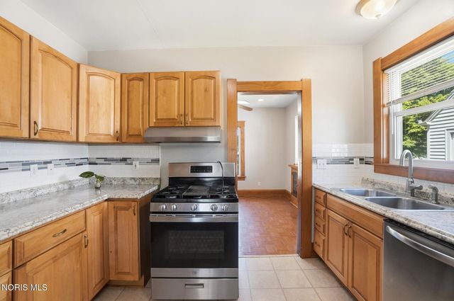 2668 Sherbrooke Road, Toledo, OH 43606