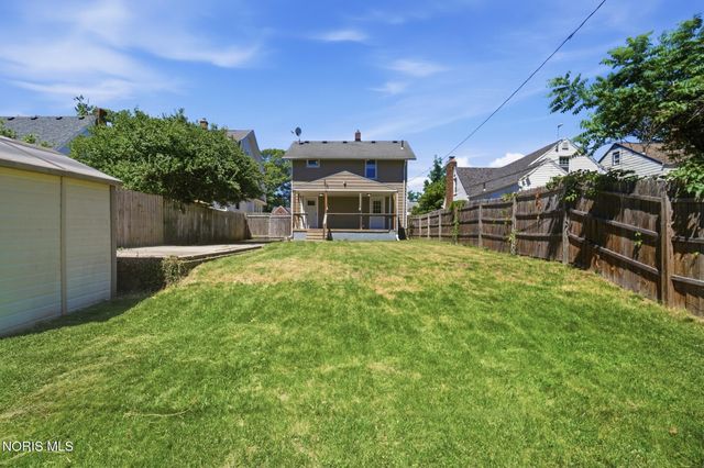 2668 Sherbrooke Road, Toledo, OH 43606