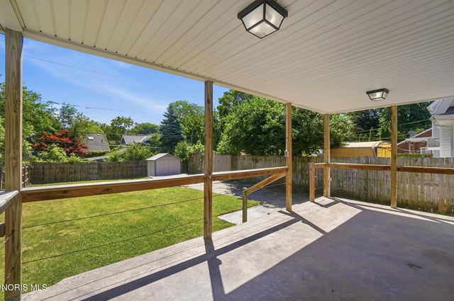 2668 Sherbrooke Road, Toledo, OH 43606