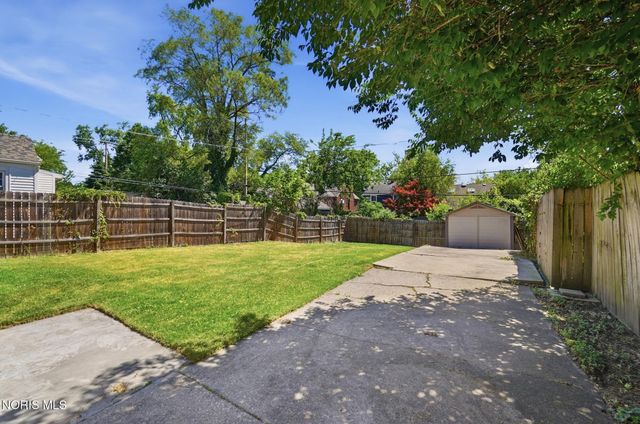 2668 Sherbrooke Road, Toledo, OH 43606
