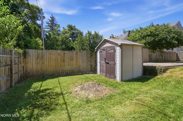 2668 Sherbrooke Road, Toledo, OH 43606