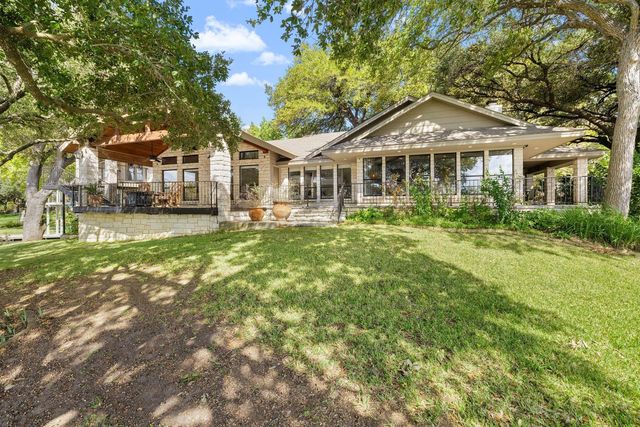 1880 Purple Sage LN, Kingsland, TX 78639