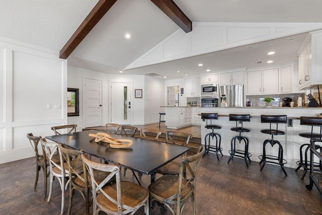1880 Purple Sage LN, Kingsland, TX 78639