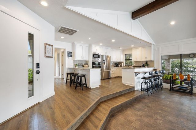 1880 Purple Sage LN, Kingsland, TX 78639