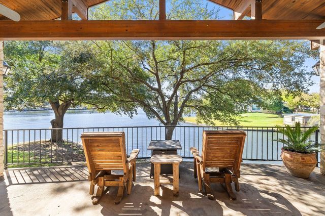 1880 Purple Sage LN, Kingsland, TX 78639