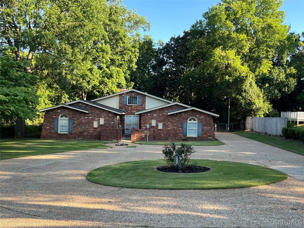 4224 Wares Ferry Road, Montgomery, AL 36109