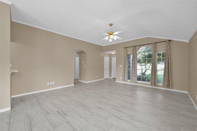 710 Moonwalk Street, Montgomery, TX 77356