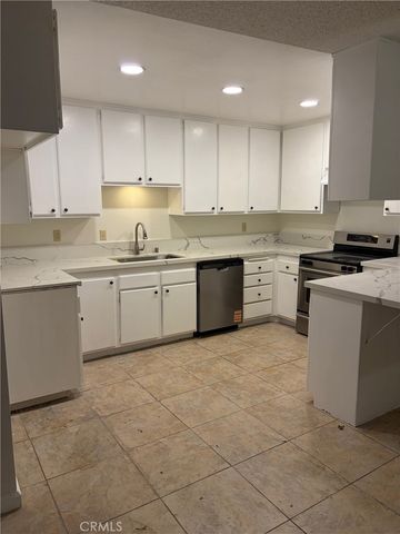 2727 Tropicana, Riverside, CA 92504