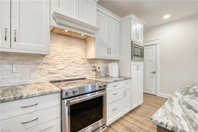 1020 Hitchens LN, Williamsburg, VA 23188