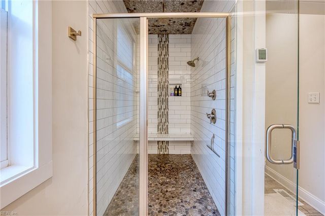 1020 Hitchens LN, Williamsburg, VA 23188