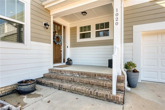 1020 Hitchens LN, Williamsburg, VA 23188