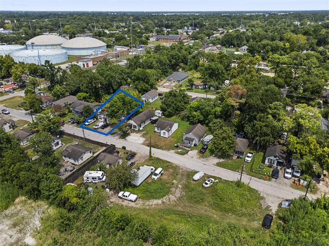 7332 Parkes Street, Houston, TX 77088