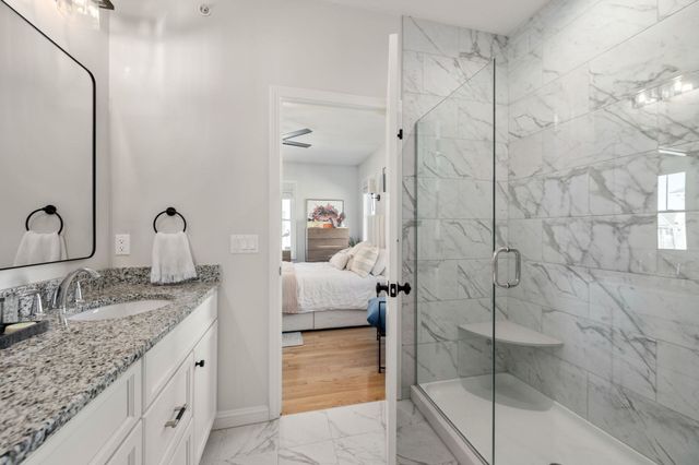 7 Sunflower Way, Plymouth, MA 02360