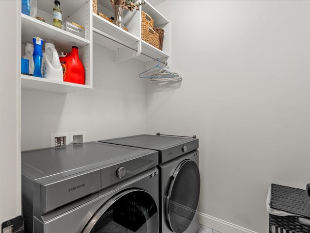 7 Sunflower Way, Plymouth, MA 02360