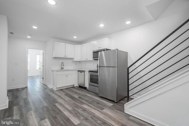 3424 WALLACE ST, Philadelphia, PA 19104
