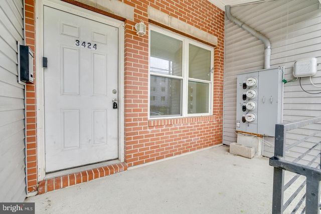 3424 WALLACE ST, Philadelphia, PA 19104