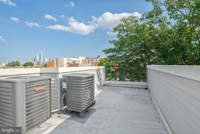 3424 WALLACE ST, Philadelphia, PA 19104