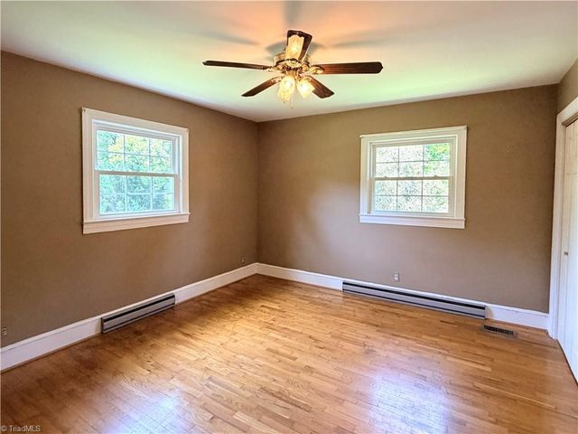 176 Robin Road, Elkin, NC 28621