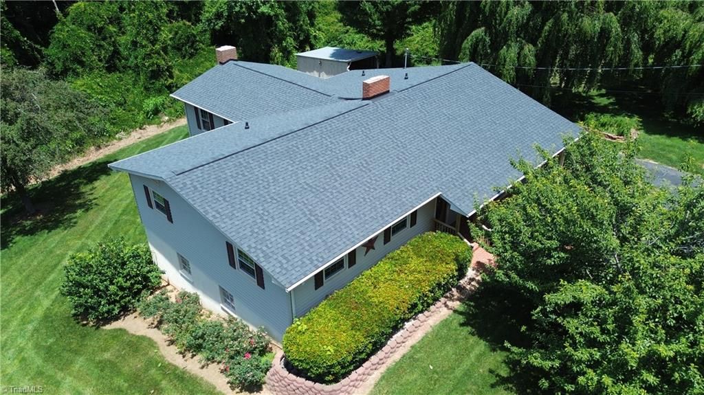 176 Robin Road, Elkin, NC 28621