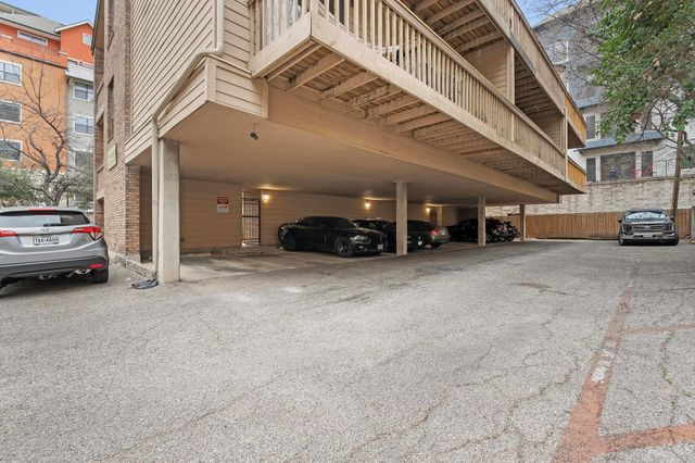 2210 Pearl ST 305, Austin, TX 78705