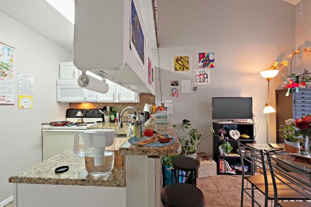 2210 Pearl ST 305, Austin, TX 78705