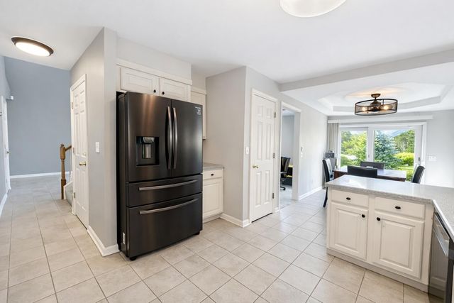 1717 Apple Blossom Drive 3, Munster, IN 46321