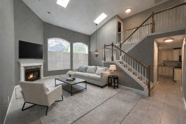 1717 Apple Blossom Drive 3, Munster, IN 46321