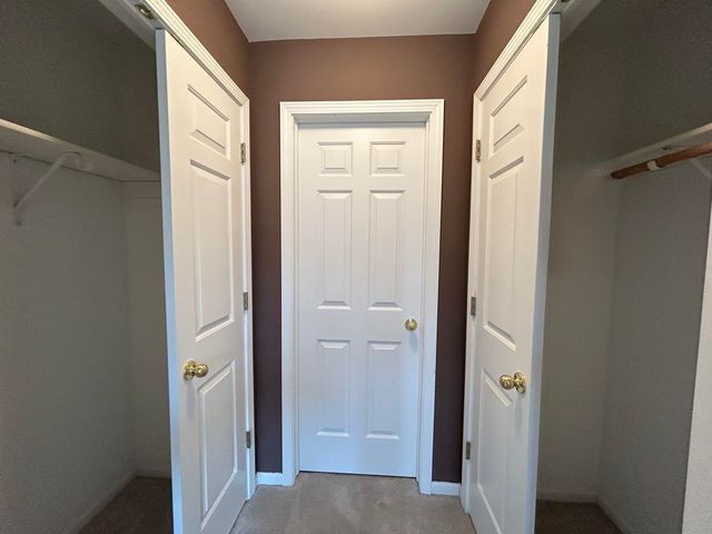 1717 Apple Blossom Drive 3, Munster, IN 46321