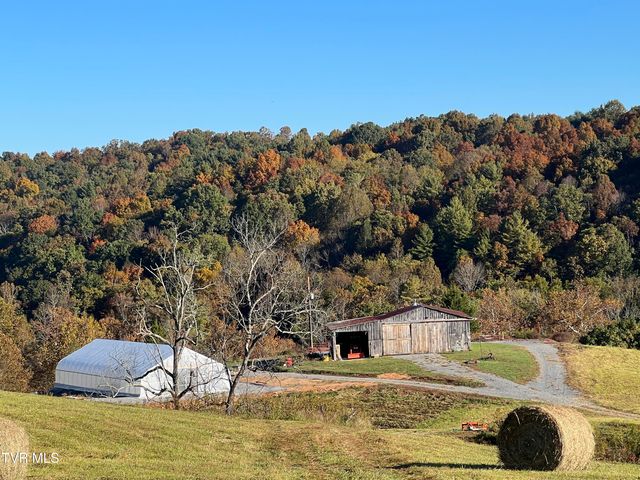 21570 Alvarado Road, Abingdon, VA 24211