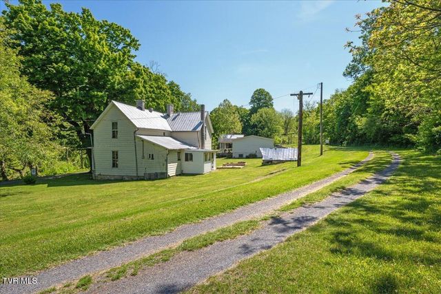 21570 Alvarado Road, Abingdon, VA 24211