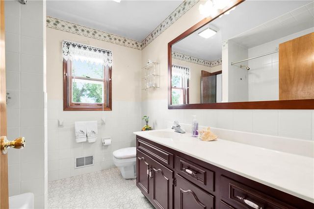 3380 Highfield Street, Bethlehem Twp, PA 18020