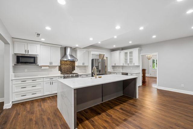 728 S Spring St, Manchester, TN 37355