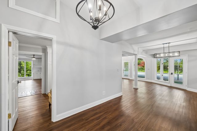 728 S Spring St, Manchester, TN 37355