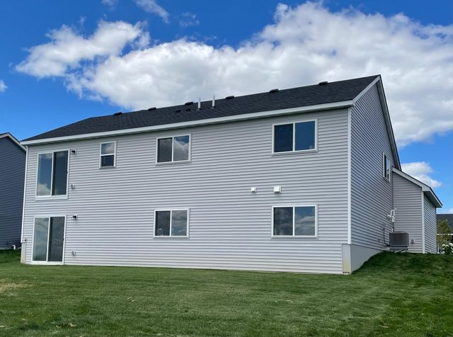 9773 32nd Street NE, Saint Michael, MN 55376