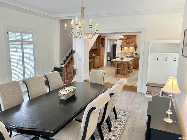 1136 W STATE Street, Jacksonville, IL 62650