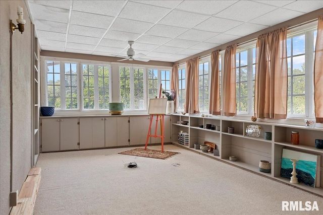 1136 W STATE Street, Jacksonville, IL 62650