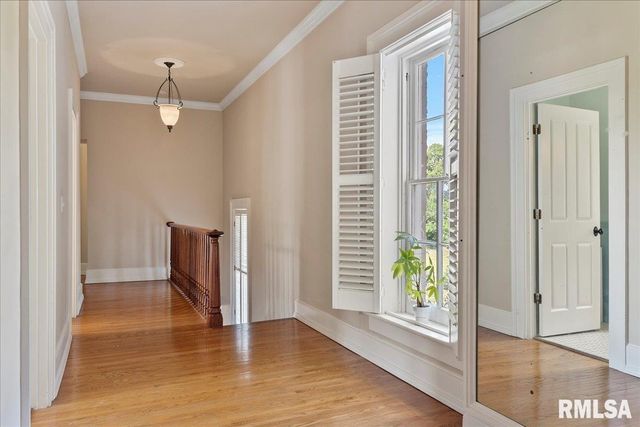 1136 W STATE Street, Jacksonville, IL 62650