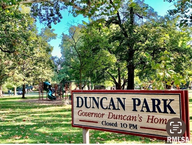 1136 W STATE Street, Jacksonville, IL 62650