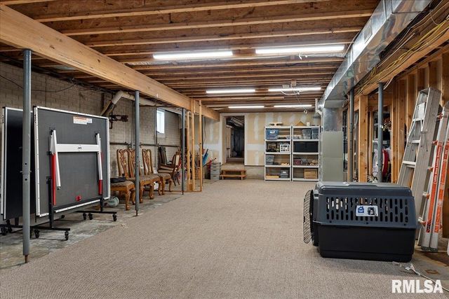 1136 W STATE Street, Jacksonville, IL 62650