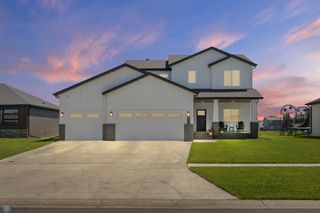 10128 Concord Drive, Horace, ND 58047