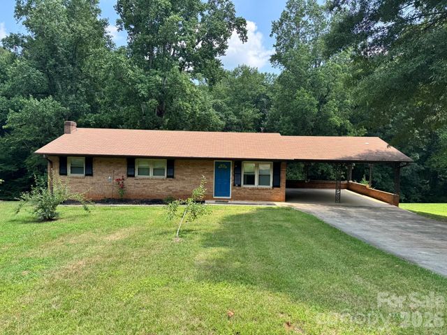 85 Meadowcreek Loop, Stony Point, NC 28678