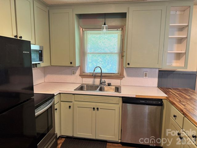 85 Meadowcreek Loop, Stony Point, NC 28678