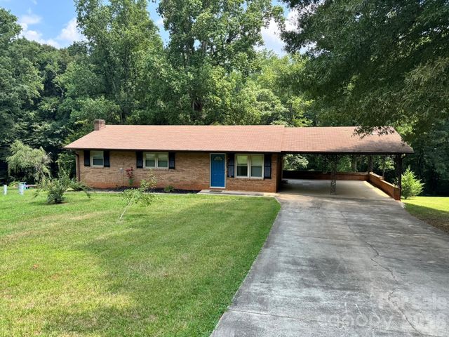 85 Meadowcreek Loop, Stony Point, NC 28678