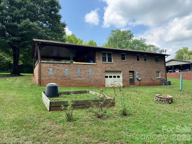 85 Meadowcreek Loop, Stony Point, NC 28678