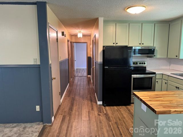 85 Meadowcreek Loop, Stony Point, NC 28678
