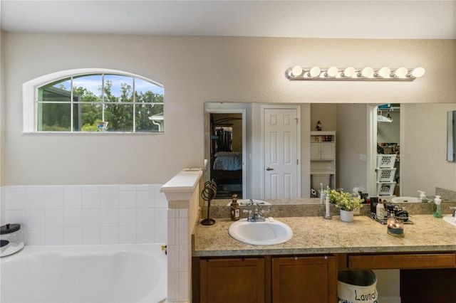 4562 FAIRWAY OAKS DRIVE, Mulberry, FL 33860