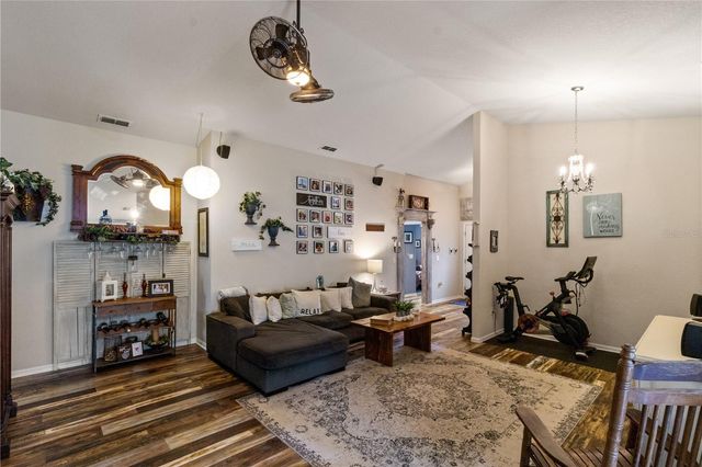 4562 FAIRWAY OAKS DRIVE, Mulberry, FL 33860