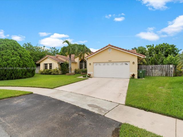 16621 Royal Poinciana Ct, Weston, FL 33326