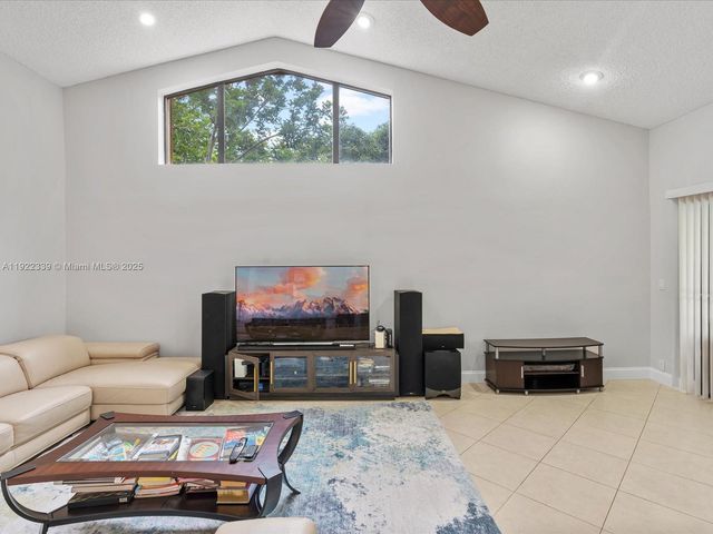 16621 Royal Poinciana Ct, Weston, FL 33326